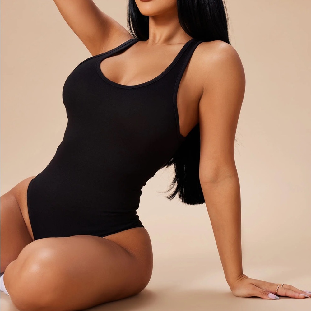 Fashion Nova Black Divine Basic Tank Size L